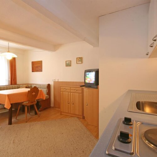 Cozy studio kitchen and dining area